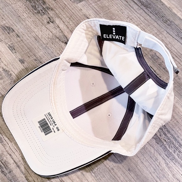 Subaru Unisex Adjustable HXD White Chino Twill Ballcap White Blue Silver NWT - Picture 7 of 8